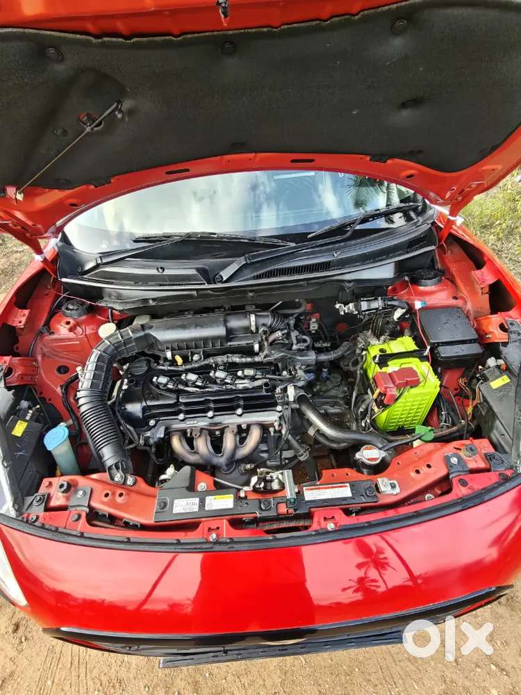 Maruti Suzuki Swift Vxi 2021