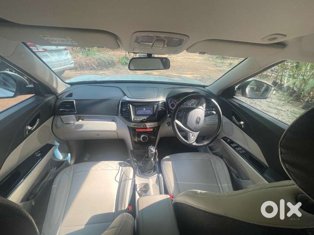 Mahindra Xuv 300 W8