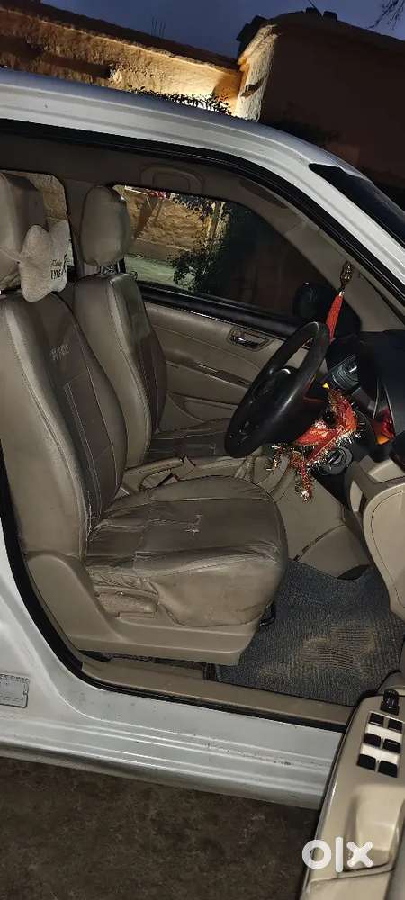 Maruti Suzuki Swift Dzire 2013 Diesel 75000 Km Driven