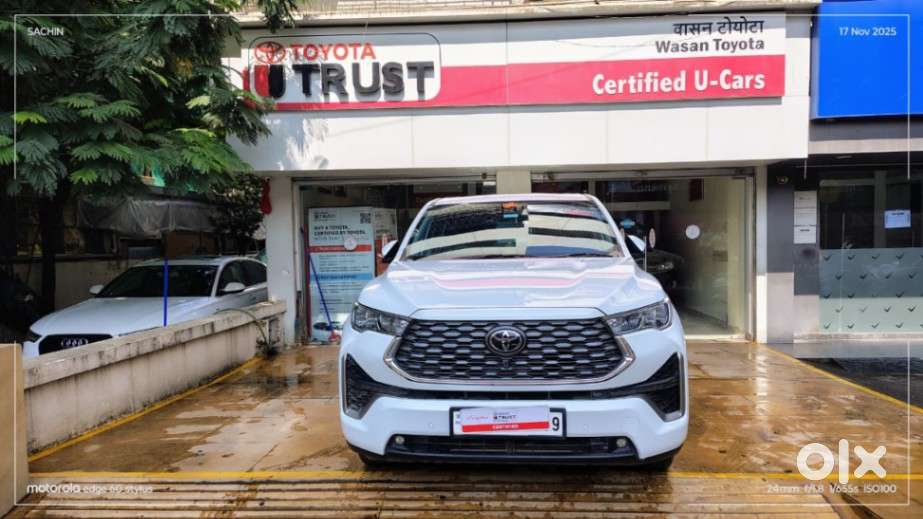 Toyota Innova Hycross 2.0 Zx (o) Hybrid 7 Str, 2024, Petrol