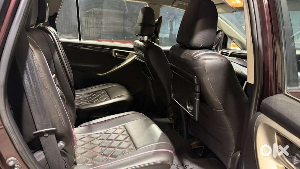 Toyota Innova Crysta 2.4 V 7 Str, 2017, Diesel