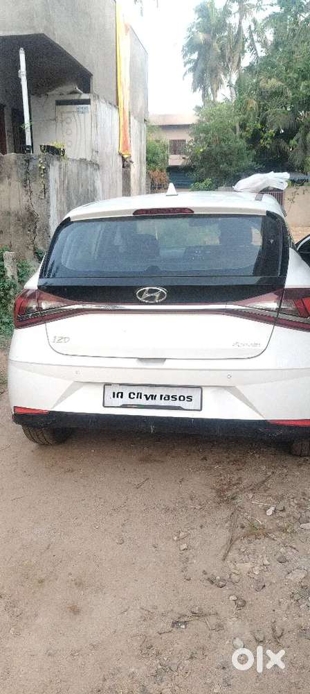 Hyundai I20 2022 Petrol 80000 Km Driven