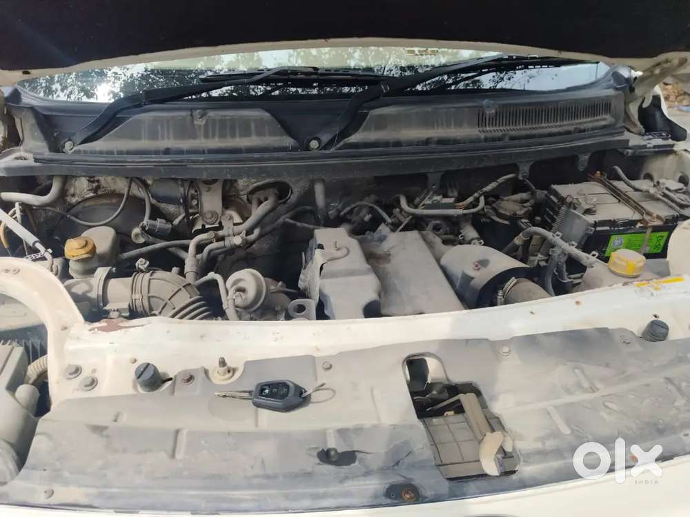 Mahindra Tuv 300 2018