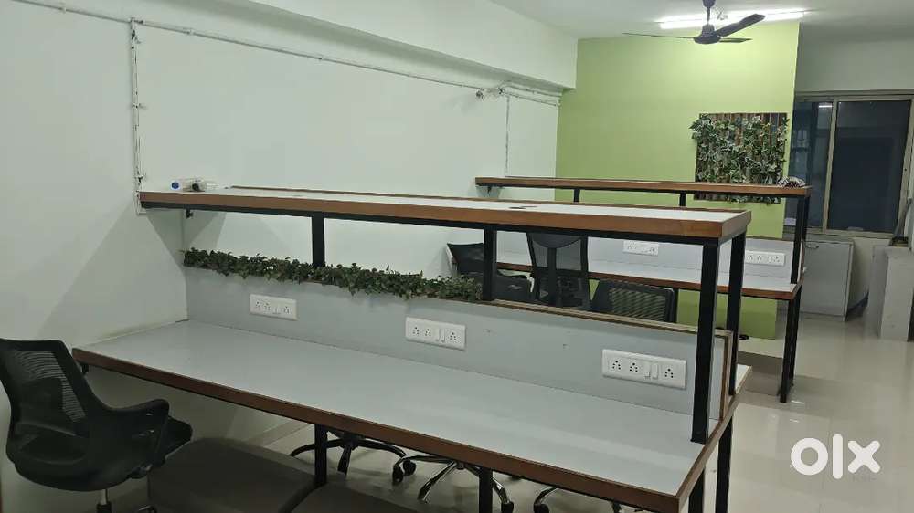 Office furnitur
