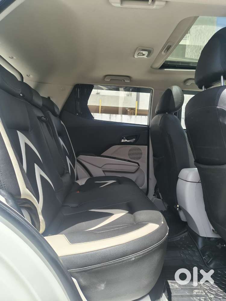 Mahindra Xuv300 W8 Option, 2022, Petrol