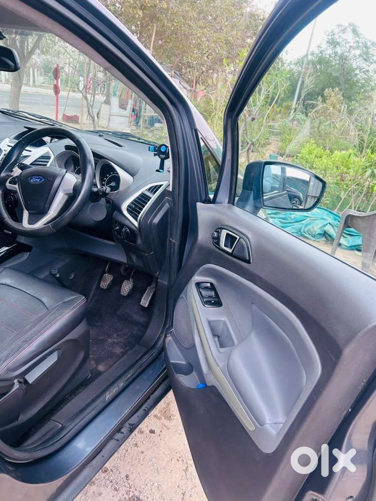 Ford Ecosport 2015 Petrol Well Maintained