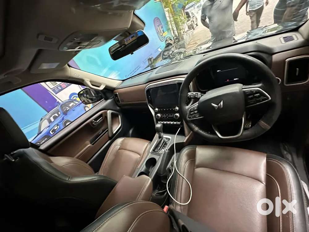 Mahindra Scorpio-n 2023 Petrol 29000 Km Driven