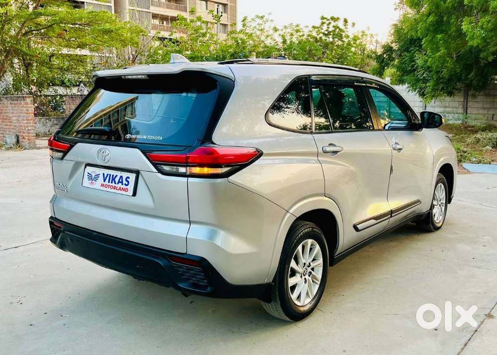 Toyota Innova Hycross 2.0 Gx 7 Str, 2023, Petrol