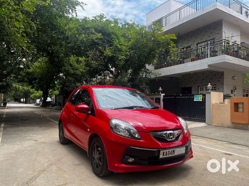 Honda Brio V Mt, 2012, Petrol