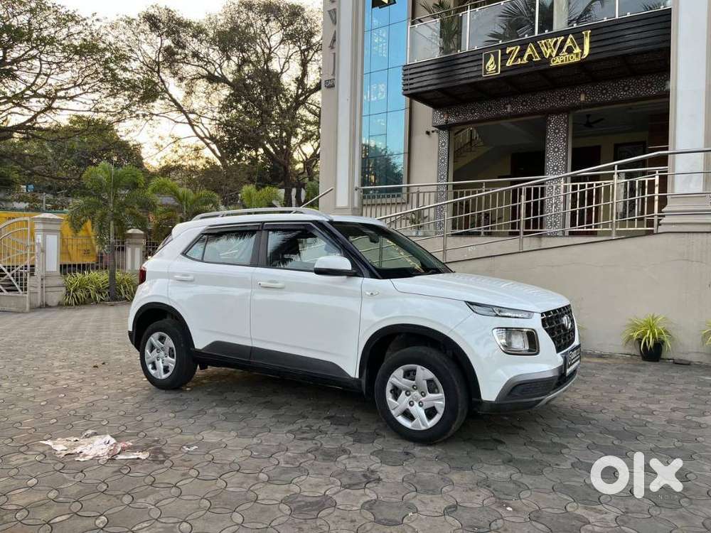 Hyundai Venue S 1.2 Petrol, 2020, Petrol