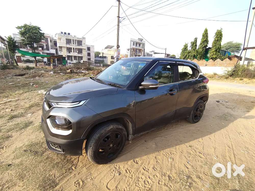 Tata Punch 1.2 Revotron 2025
