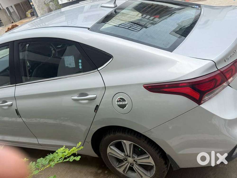 Hyundai Verna Manual Petrol 2018 Model