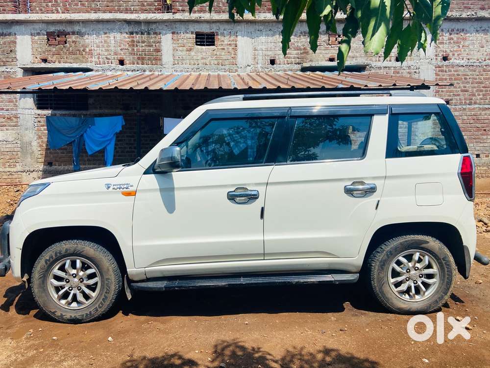 Mahindra Tuv 300 T8