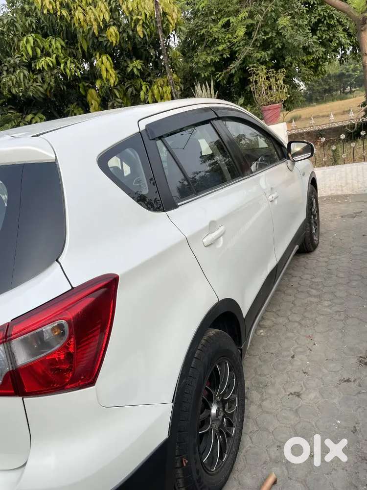 Maruti Suzuki S-cross Diesel 2017