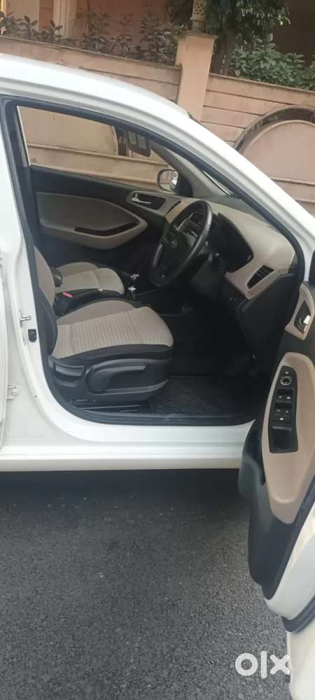Hyundai Elite I20 Asta Option, 2019, Petrol
