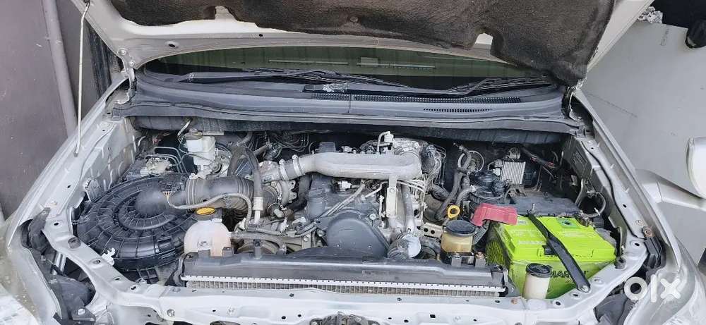 Toyota Innova 2012 Diesel Well Maintained