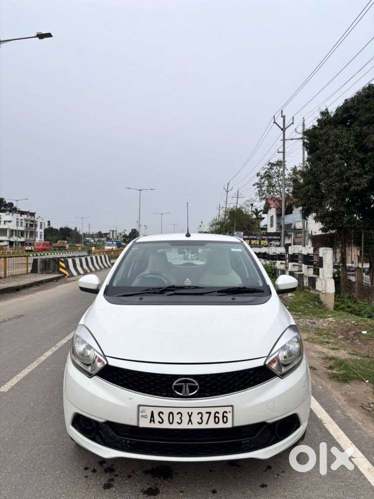 Tata Tiago 1.2 Revotron Xt (o), 2018, Petrol