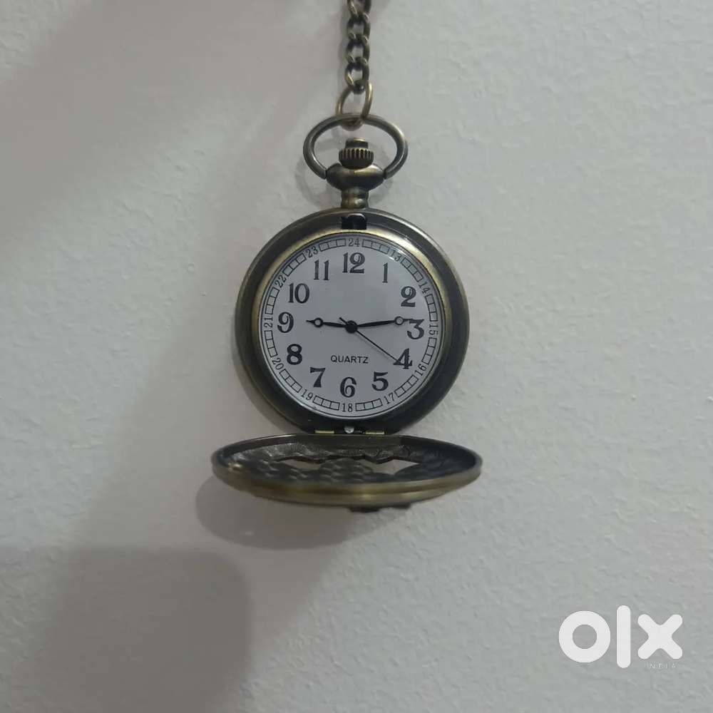 Dad's28 year old hand pocket watch with carftmanship . Works exellent