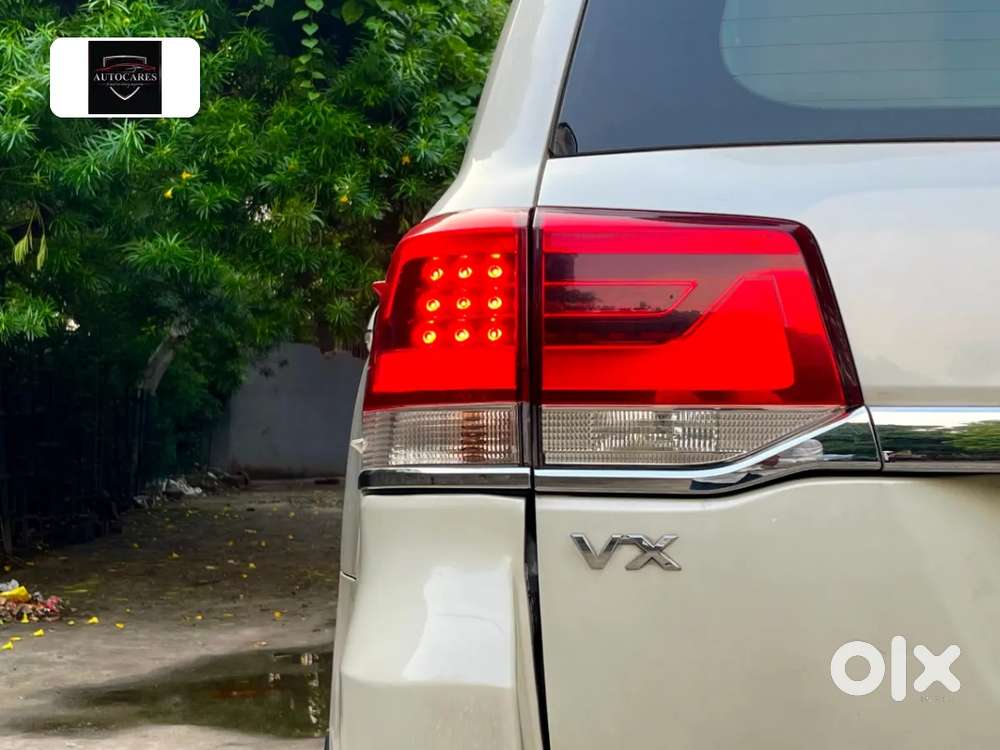 Toyota Land Cruiser [ ] 4.5 Vx Lc 200, 2016, Diesel