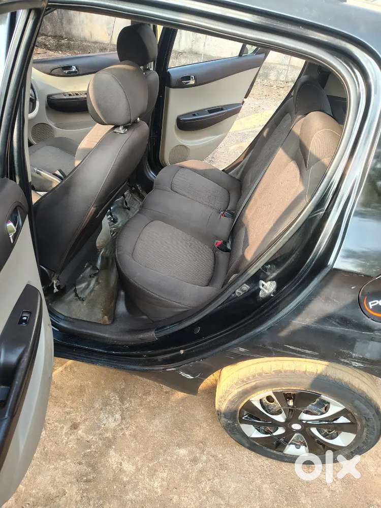 Hyundai I20 2011 Petrol 140000 Km Driven