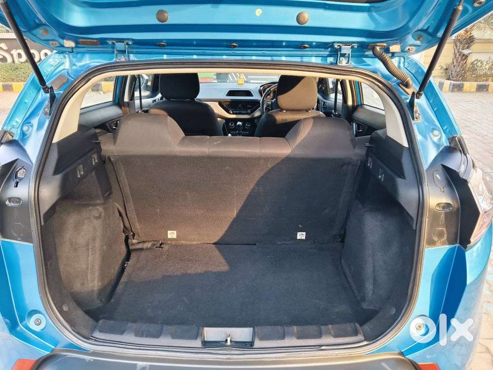 Tata Nexon, 2019, Petrol