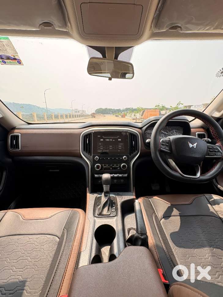 Mahindra Scorpio N Z4 Petrol At 7 Str, 2025, Petrol