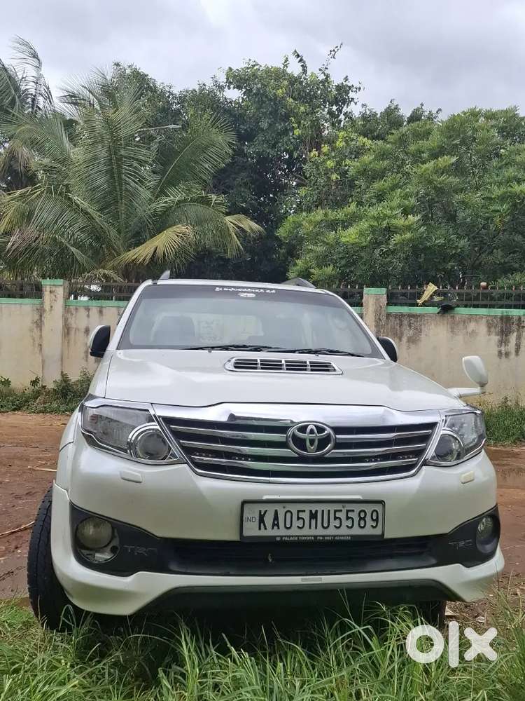 Toyota Fortuner 2013