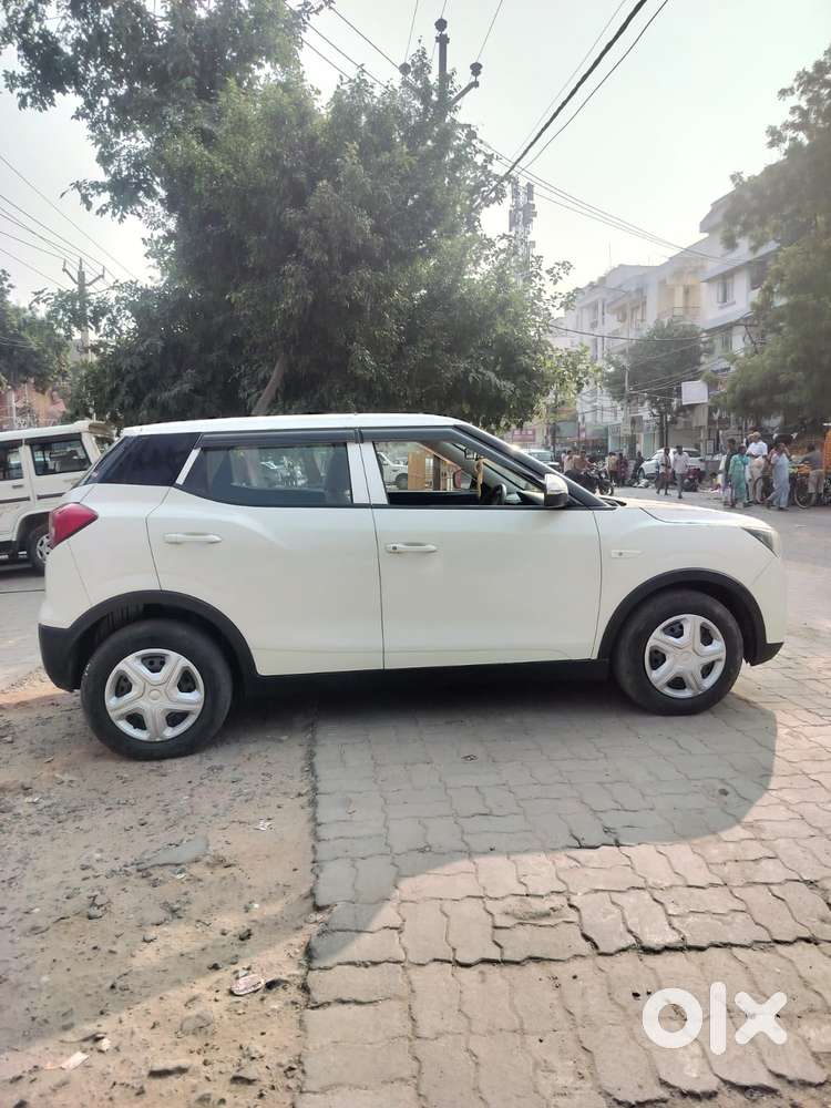 Mahindra Xuv300 W4, 2019, Petrol