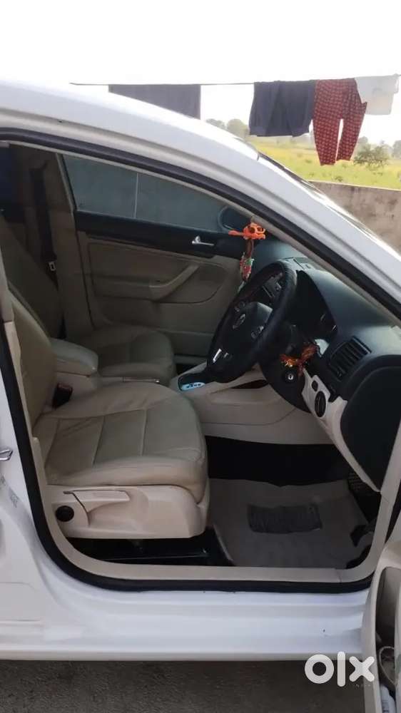 Volkswagen Jetta Highline 2010 Diesel Automatic
