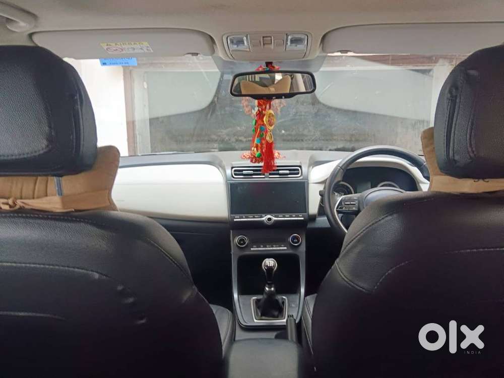 Hyundai Creta Sx Manual Top With Sunroof