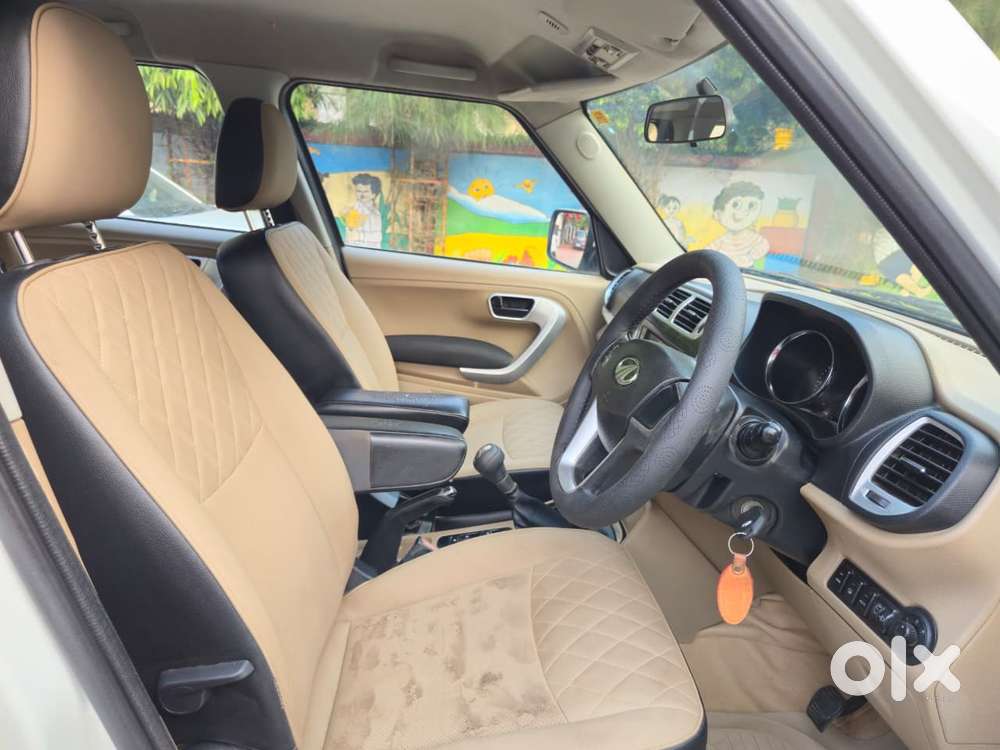 Mahindra Tuv 300 T10, 2019, Diesel