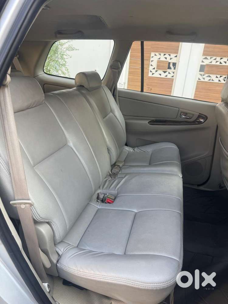Toyota Innova 2.5 Vx 8 Str, 2013, Diesel
