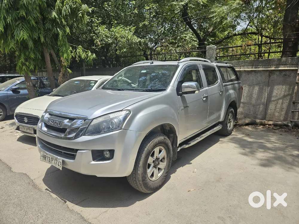 Isuzu Vcross Personal Used - Only Direct Buyers