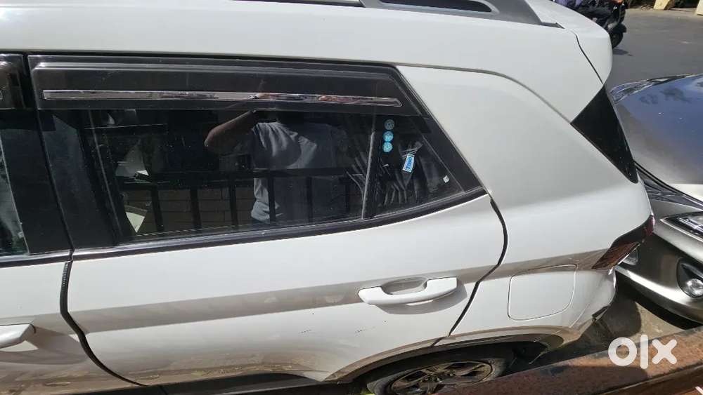 Hyundai Venue 2024 Petrol 19980 Km Driven Well Maintained