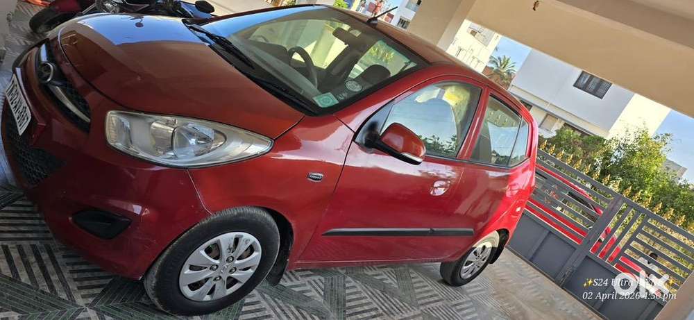 Hyundai Car Manual 2012 Negotiable
