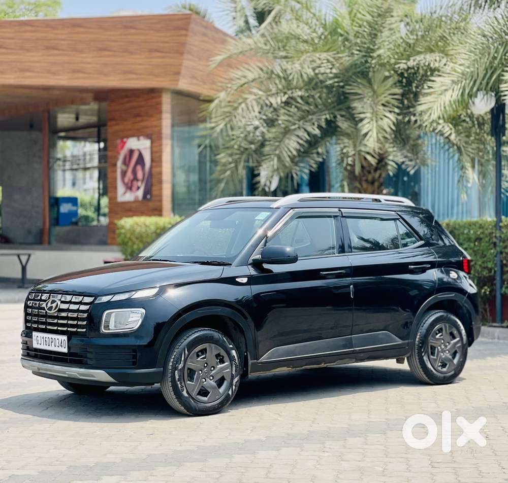 Hyundai Venue S 1.2 Petrol, 2023, Petrol