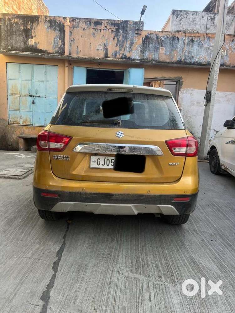 Maruti Suzuki Vitara Brezza 2017 Top Model Diesel Well Maintained