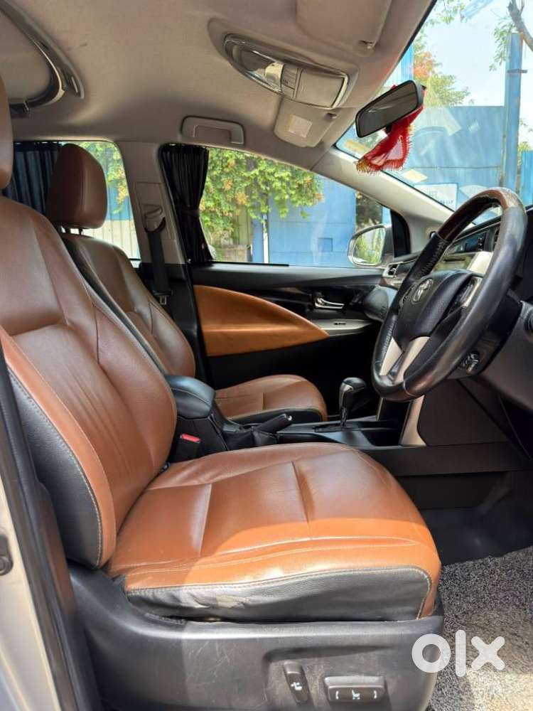Toyota Innova Crysta 2.8 Zx At, 2017, Diesel