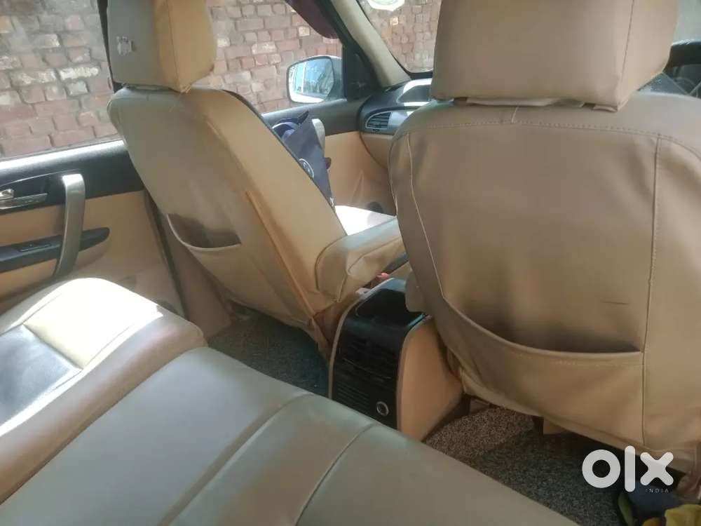 Tata Safari Storme 2013