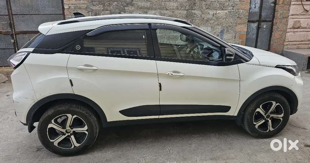 Tata Nexon 1.2 Revotron 2023