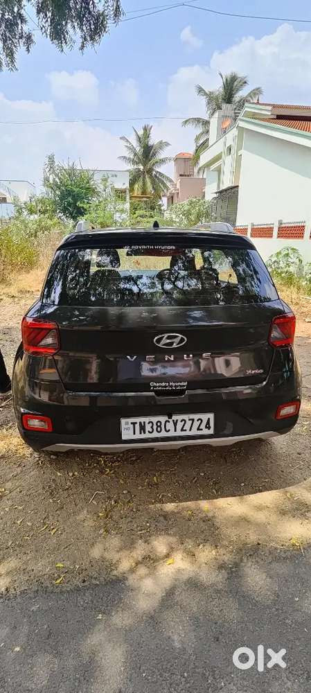 Hyundai Venue 2021 Automatic Petrol Well Maintained