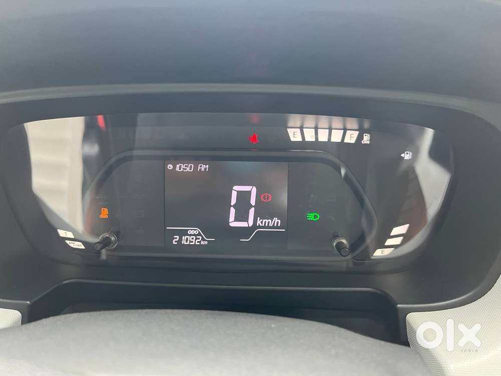 Tata Punch Accomplished Dazzle Sunroof Cng, 2024, Cng & Hybrids