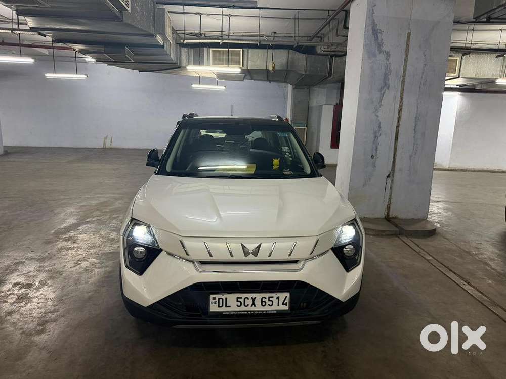 Automatic Mahindra Xuv 3xo 2025 Petrol 6600 Km Driven