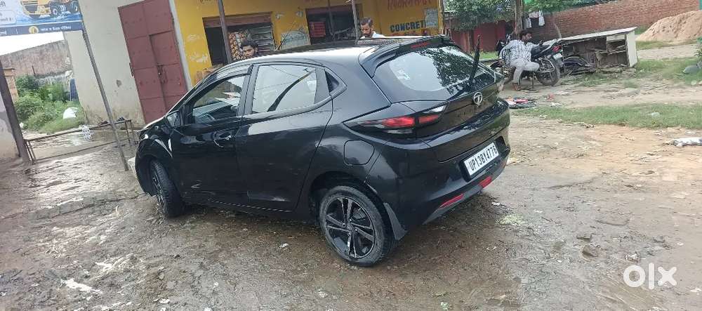 Tata Altroz Xta Dark 2022 Edition
