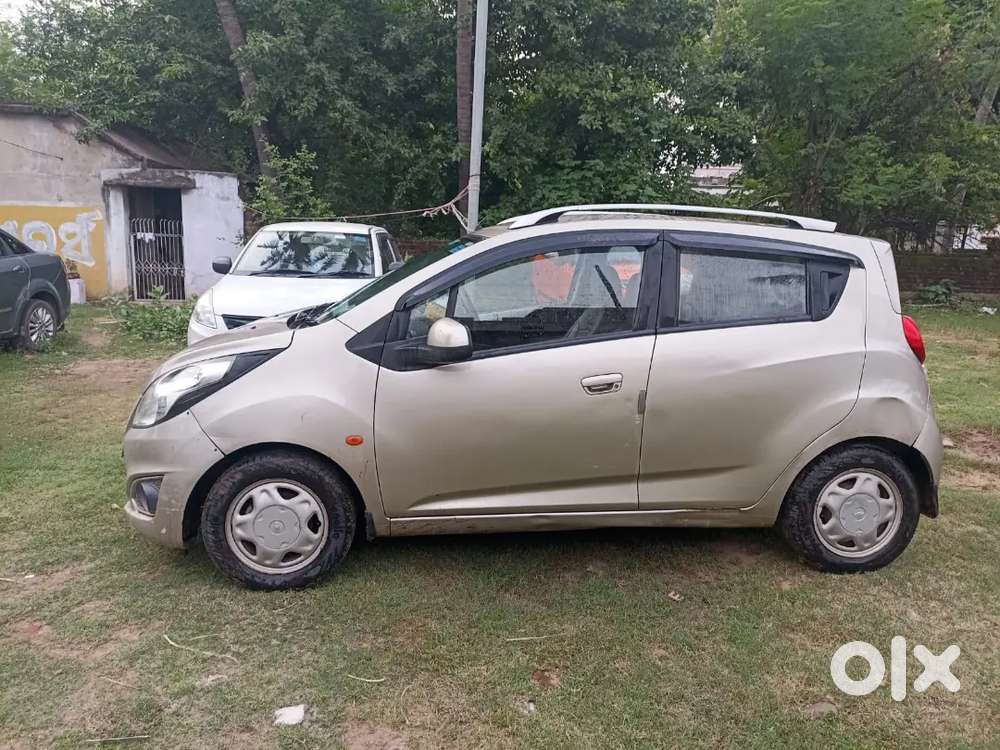 Chevrolet Beat Lt 2015 Petrol