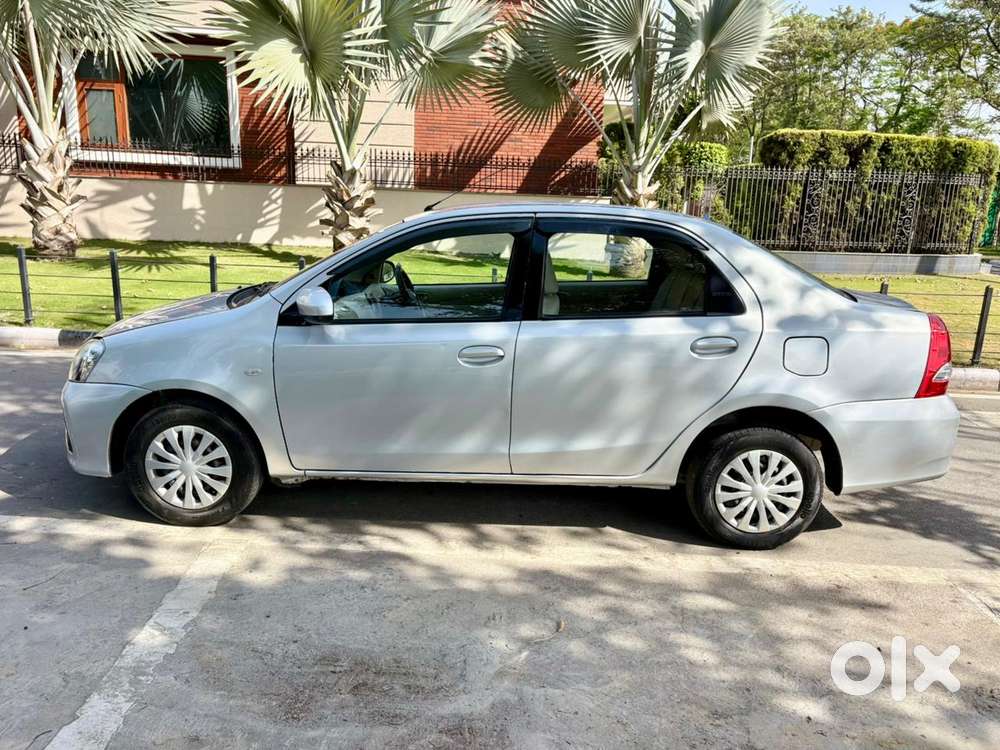 Toyota Etios, 2016