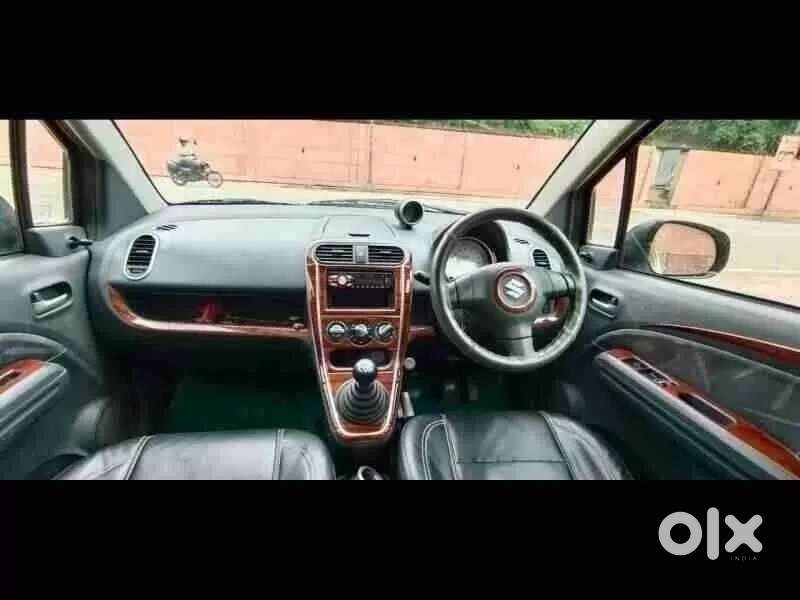 Maruti Suzuki Ritz Genus Vxi, 2012, Petrol
