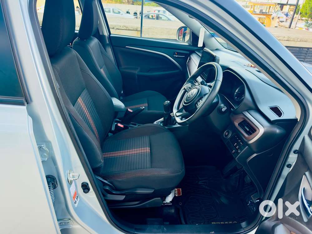 Maruti Suzuki Brezza 1.5 Zxi Plus Smart Hybrid, 2023, Petrol