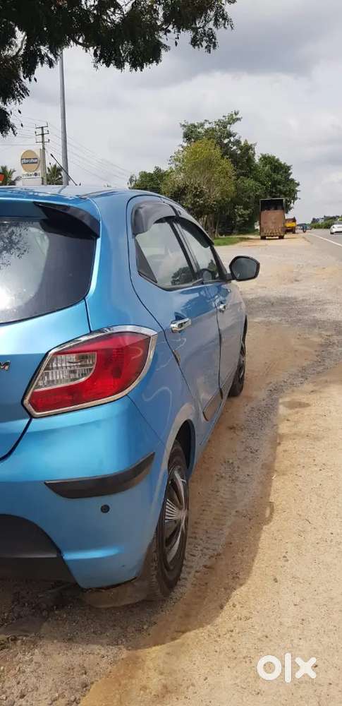 Tata Tiago Xm Petrol 2016
