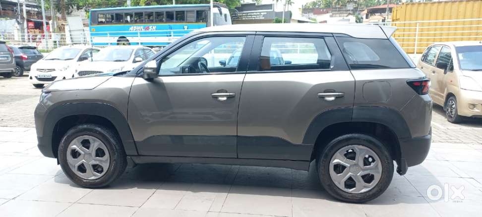 Maruti Suzuki Brezza 1.5 Vxi Smart Hybrid, 2022, Petrol
